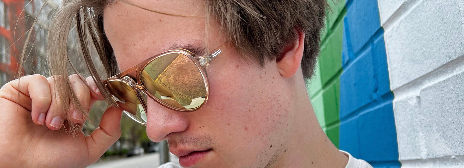 What are Polarized Sunglasses, and How Do They Work to Reduce Glare from Sunlight?