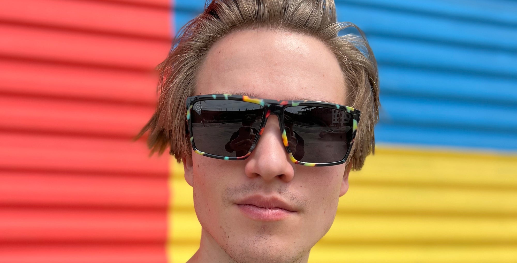 How to Choose Sunglasses for People with Small Faces